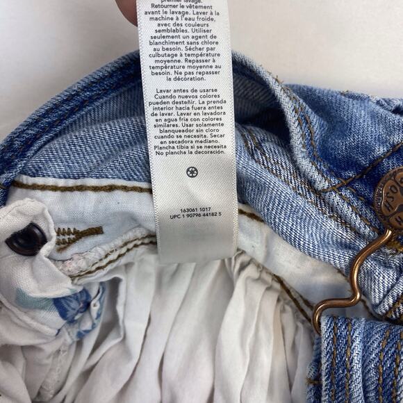 OshKosh Girls Jumper Denim Dress White Floral Eyelet Skirt Overalls Size 4T - Picture 8 of 8